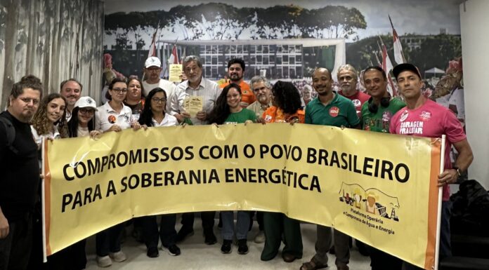Plataforma da Água e Energia entrega propostas à coordenação do Plano de Governo de Lula